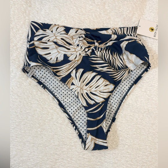 Body glove bikini, NWT. - Picture 5 of 6